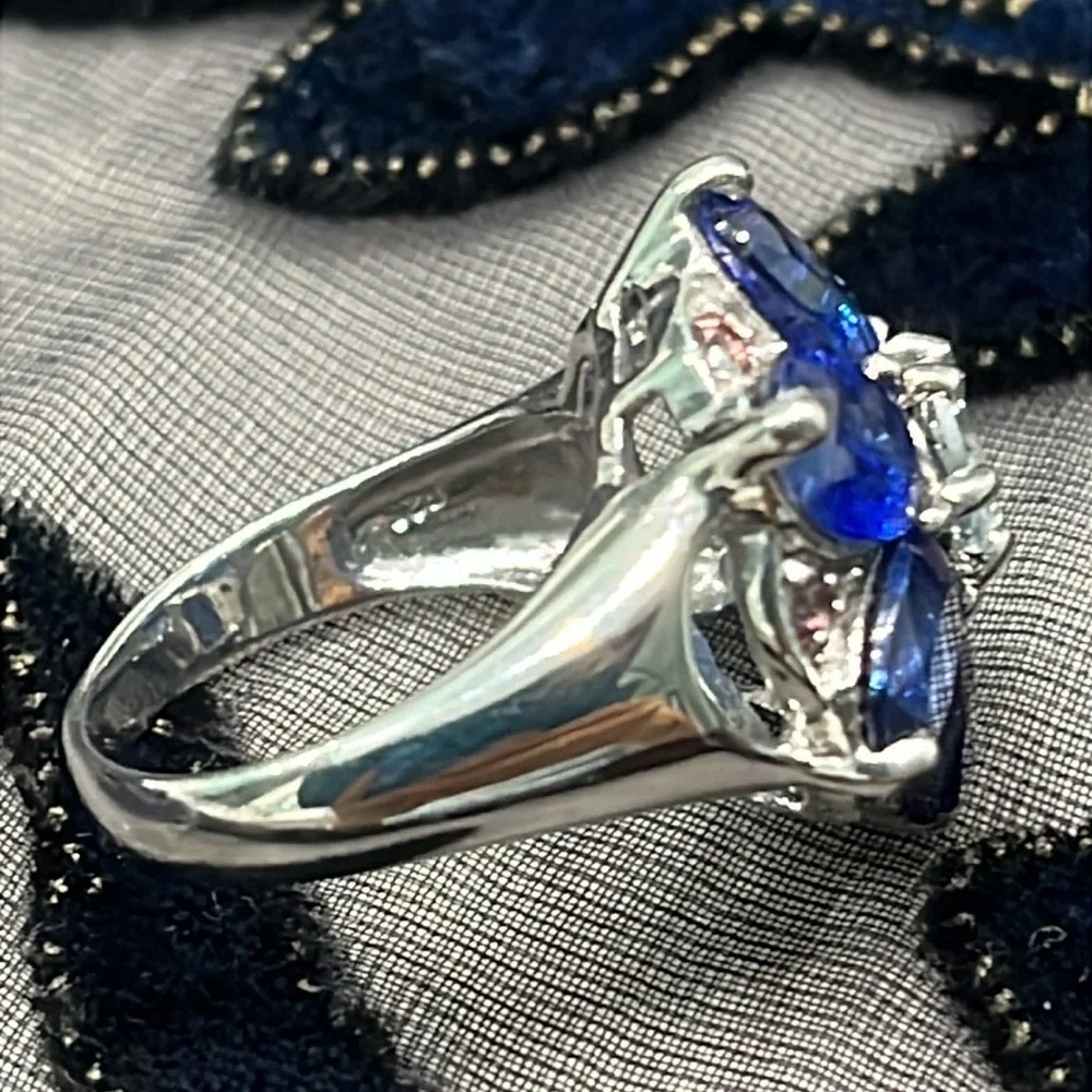 6x1.5ct Genuine Sapphire Aquamarine 14KGP Ring